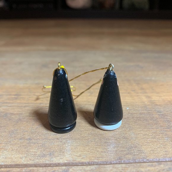 425. Avon Noah's Ark Wooden Penguin Ornaments - Picture 4 of 8